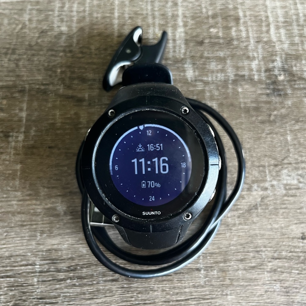 Suunto Spartan Trainer.
